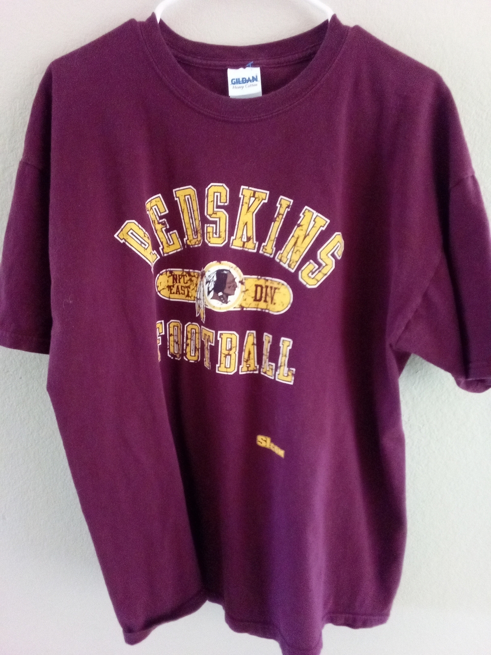 Vintage Gildan SzXL Unisex Burgundy Redskins Football T-Shirt